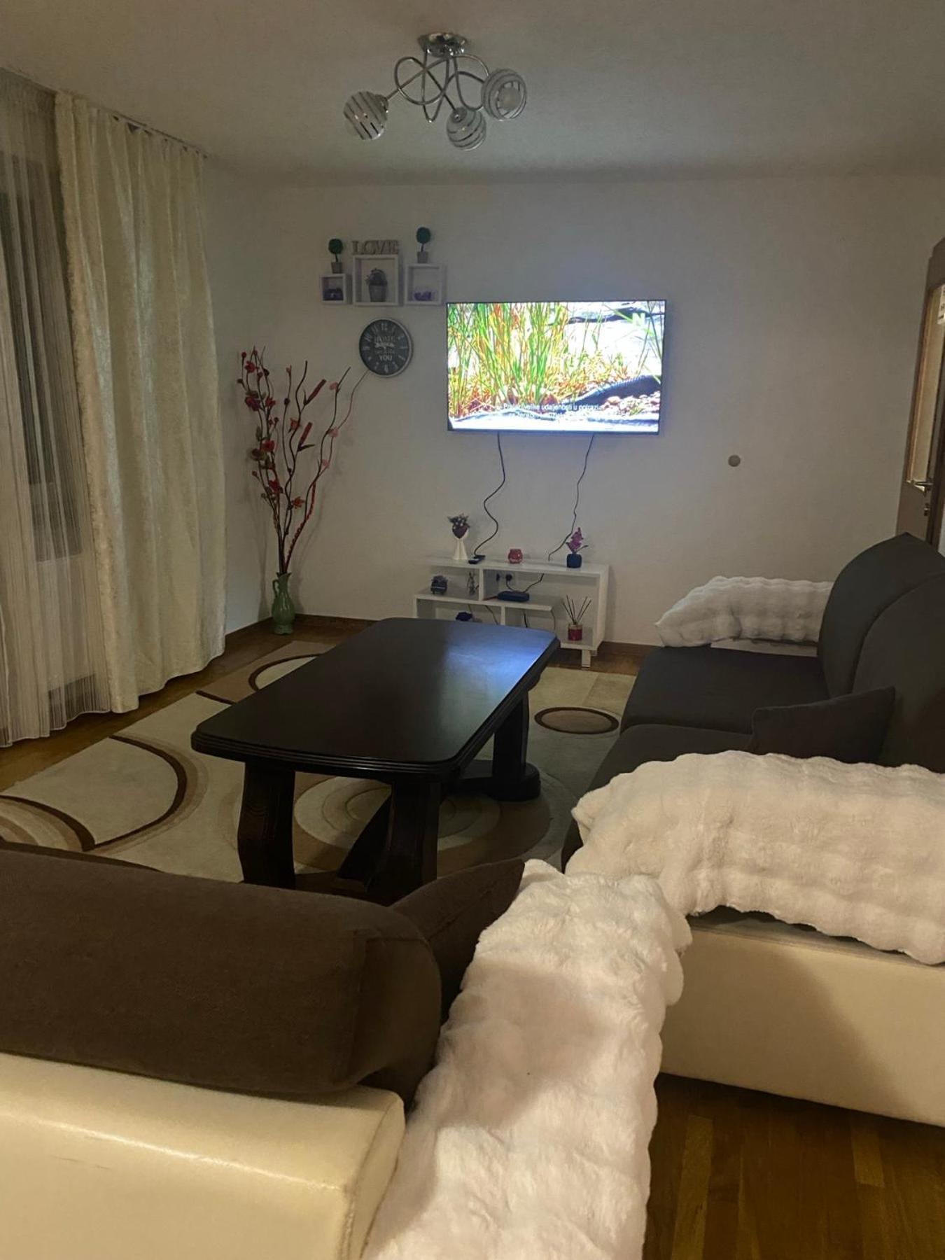 Apartment Dzeni サラエヴォ エクステリア 写真